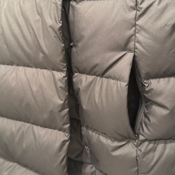 Northface down parka - Picture 3 of 5